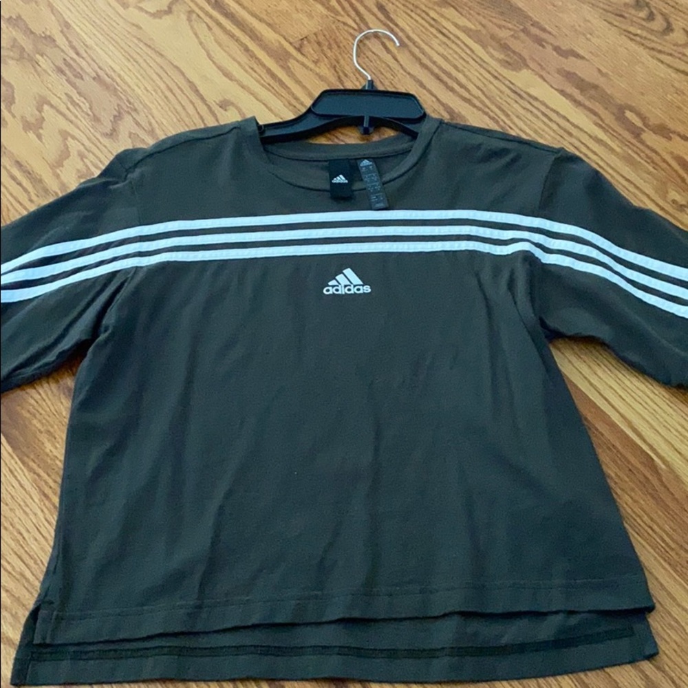 cropped adidas t shirt